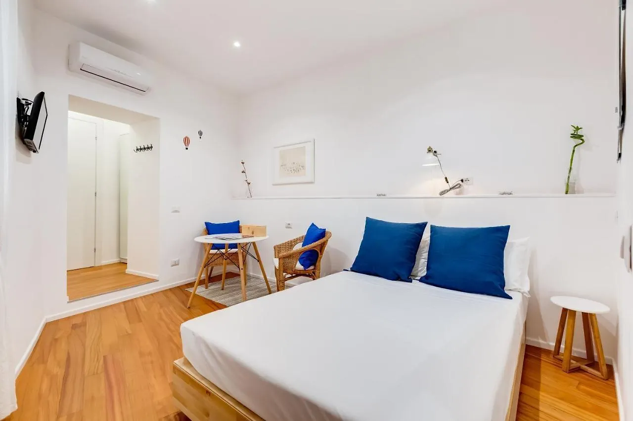 Apartment Lovely And Modern Nest Near The Colosseum Rome